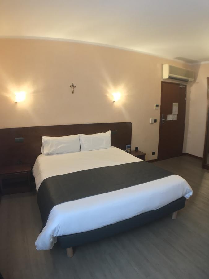 Hotel Vesuvio Lourdes Luaran gambar